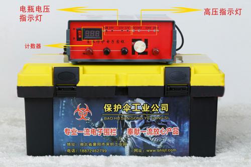 捕杀800斤重量的野猪捕猎机器